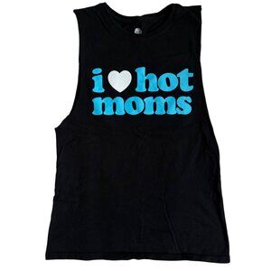 Danny Duncan "I Love Hot Moms" Raw Hem Sleeveless Shirt (Small)